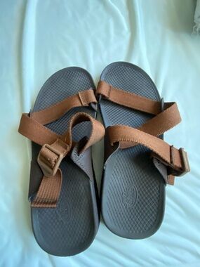 CHACO BROWN SANDALS SZ 10 women’s